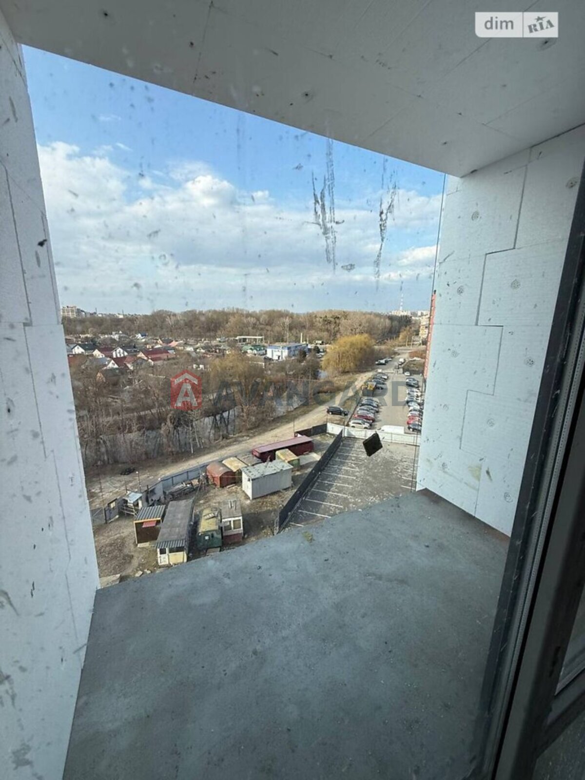 1 ��. ��������, 38/18/14 ��. �., 8/10 ������ ���� 11