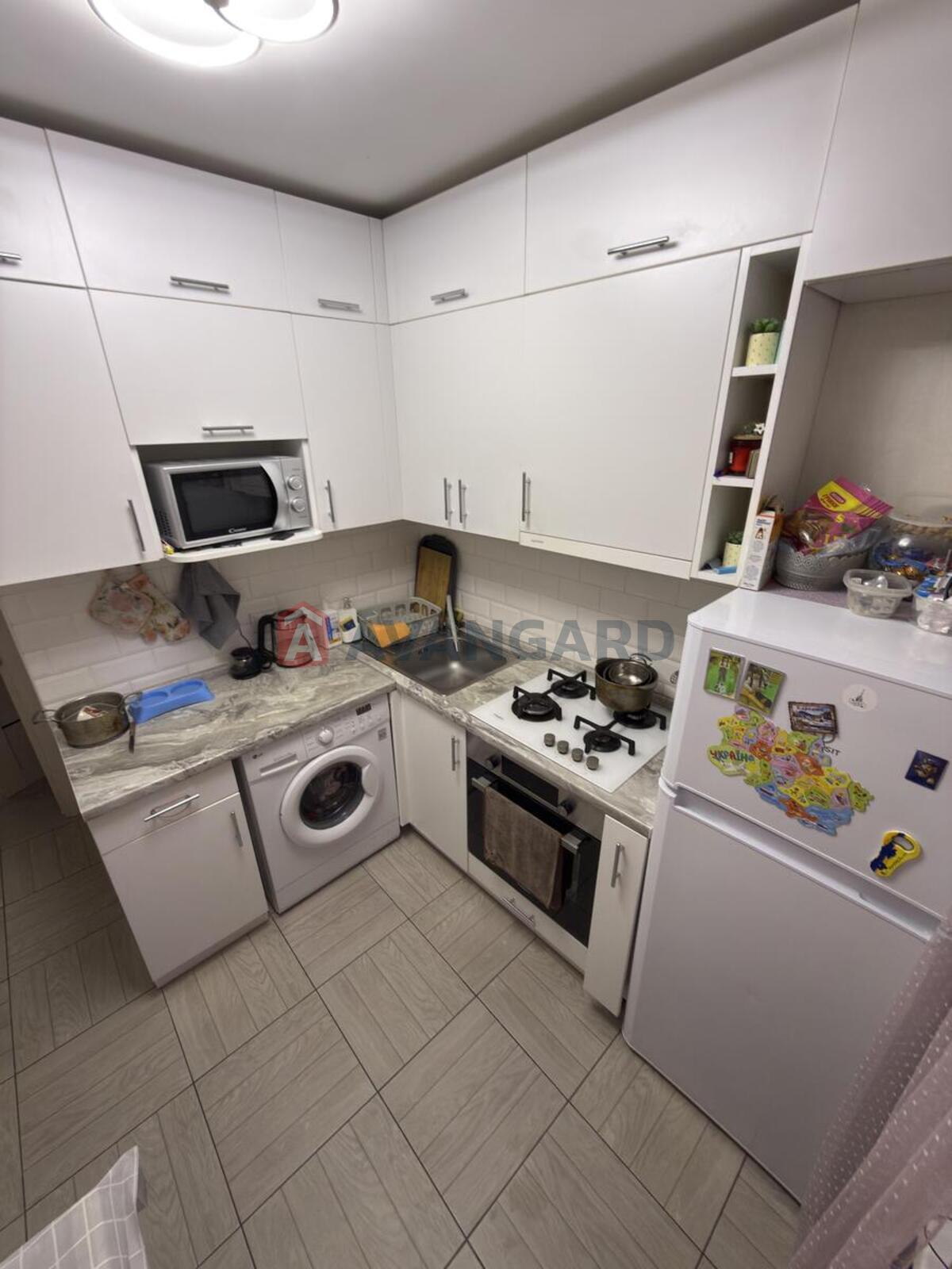 1 . , 33/18/7 . ., 2/5   2