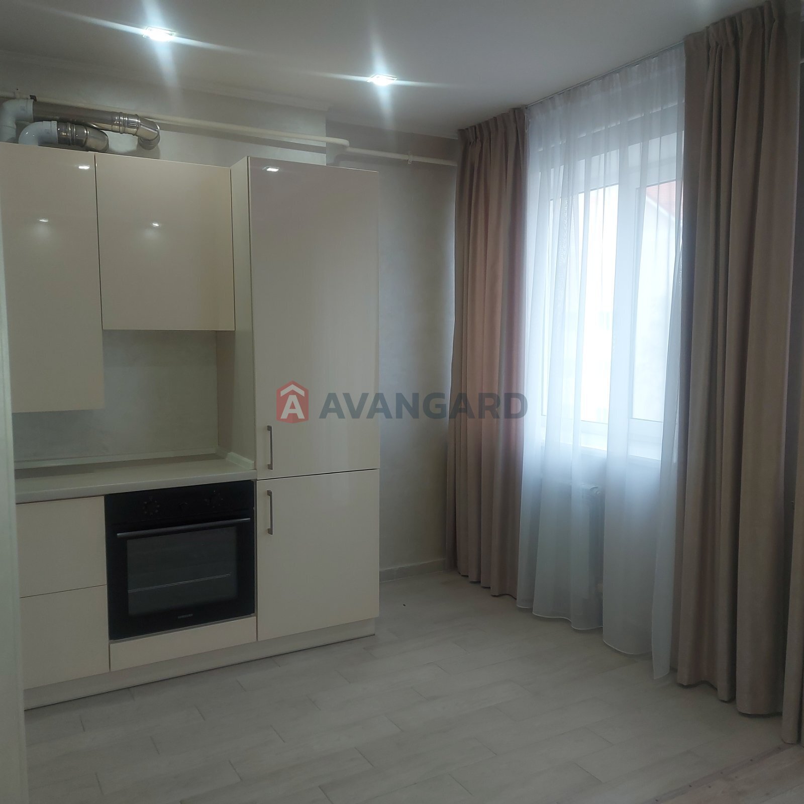 2 ��. ��������, 64/-/20,9 ��. �., 3/5 ������ ���� 4