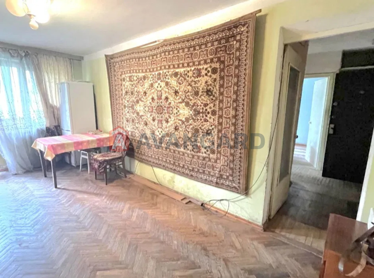 2 ��. ��������, 48/-/7 ��. �., 4/5 ������ ���� 23