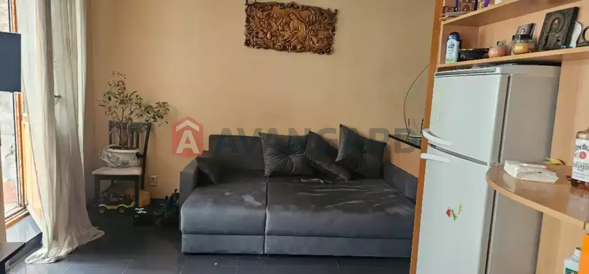 1 ��. ��������, 51/44/7 ��. �., 3/3 ������ ���� 20