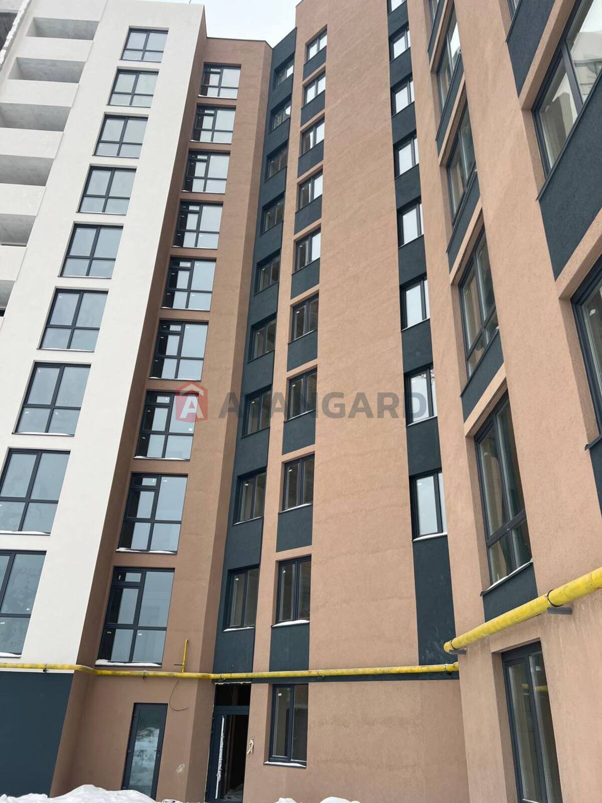 2 ��. ��������, 68/30/22 ��. �., 3/10 ������ ���� 15