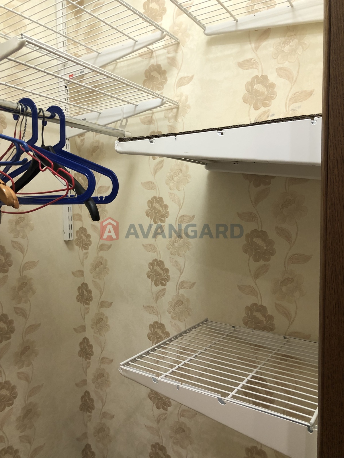 3 ����. ��������, 75/55/19 ��. �., 9/17 ���� ���� 7