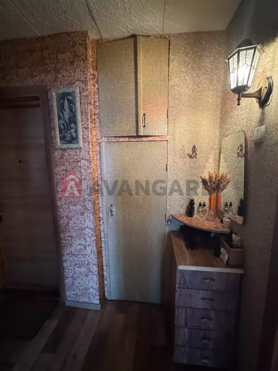 2 ��. ��������, 47/40/7 ��. �., 10/16 ������ ���� 12