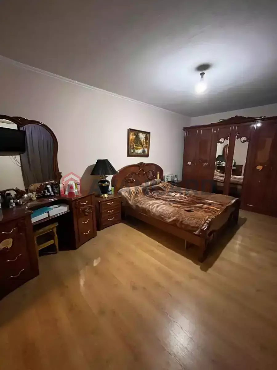 3 ����. ��������, 90/-/13 ��. �., 4/5 ���� ���� 15