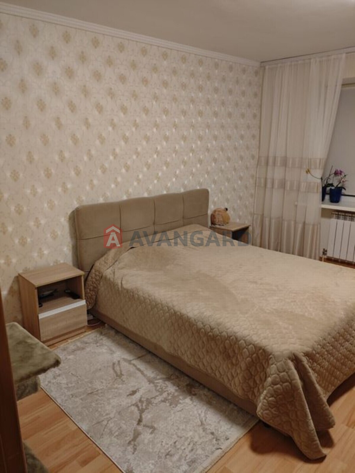 2 ��. ��������, 60/-/12 ��. �., 3/4 ������ ���� 4