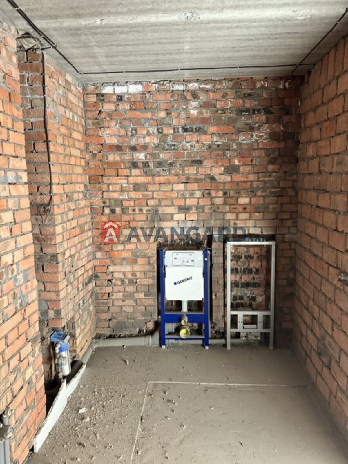 3 ��. ��������, 124/-/30 ��. �., 10/13 ������ ���� 2