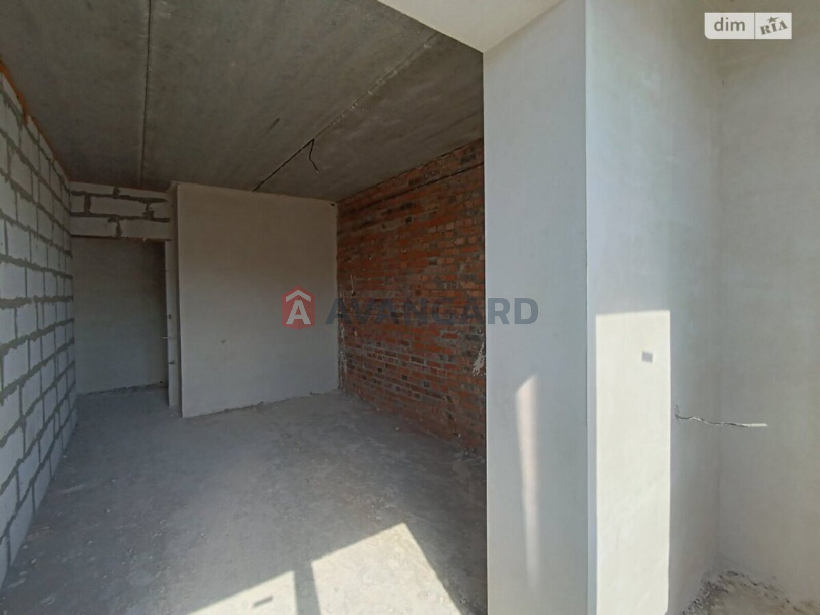 2 ��. ��������, 57/30/12 ��. �., 5/5 ������ ���� 4