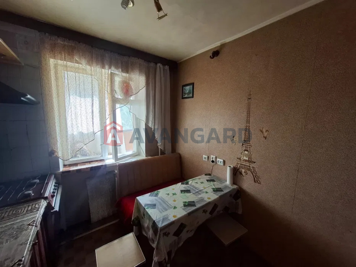 1 ��. ��������, 38/-/8 ��. �., 6/9 ������ ���� 3