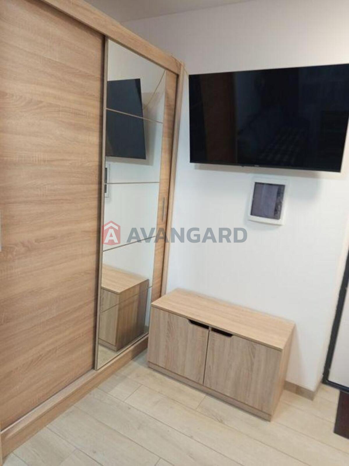 1 ��. ��������, 20/-/10 ��. �., 1/6 ������ ���� 6