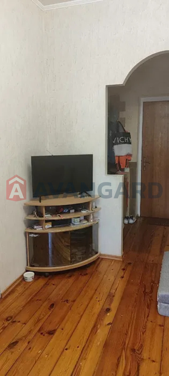 2 ��. ��������, 39/-/4 ��. �., 2/2 ������ ���� 4