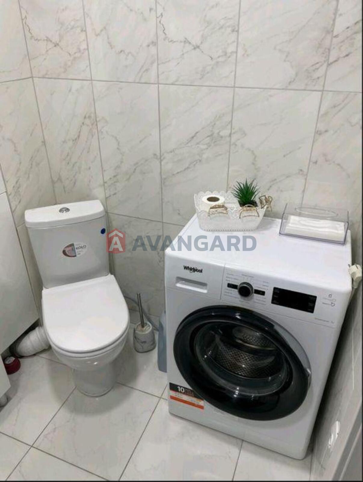 2 ��. ��������, 45/-/5 ��. �., 8/10 ������ ���� 9