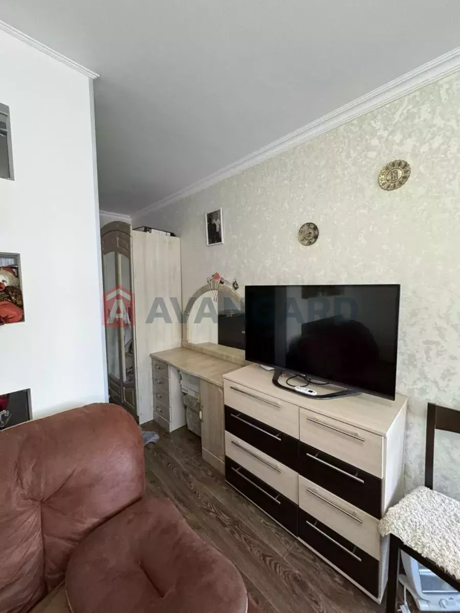 1 ��. ��������, 30/-/6 ��. �., 9/9 ������ ���� 7