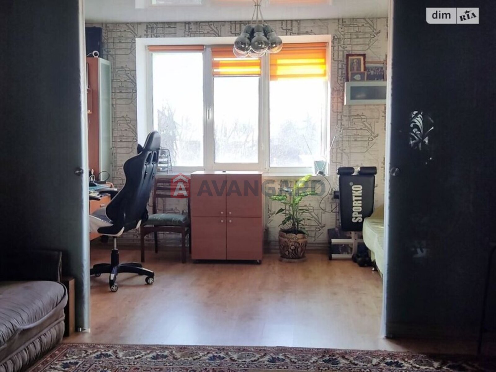 2 ����. ��������, 65/37/11 ��. �., 5/10 ���� ���� 6