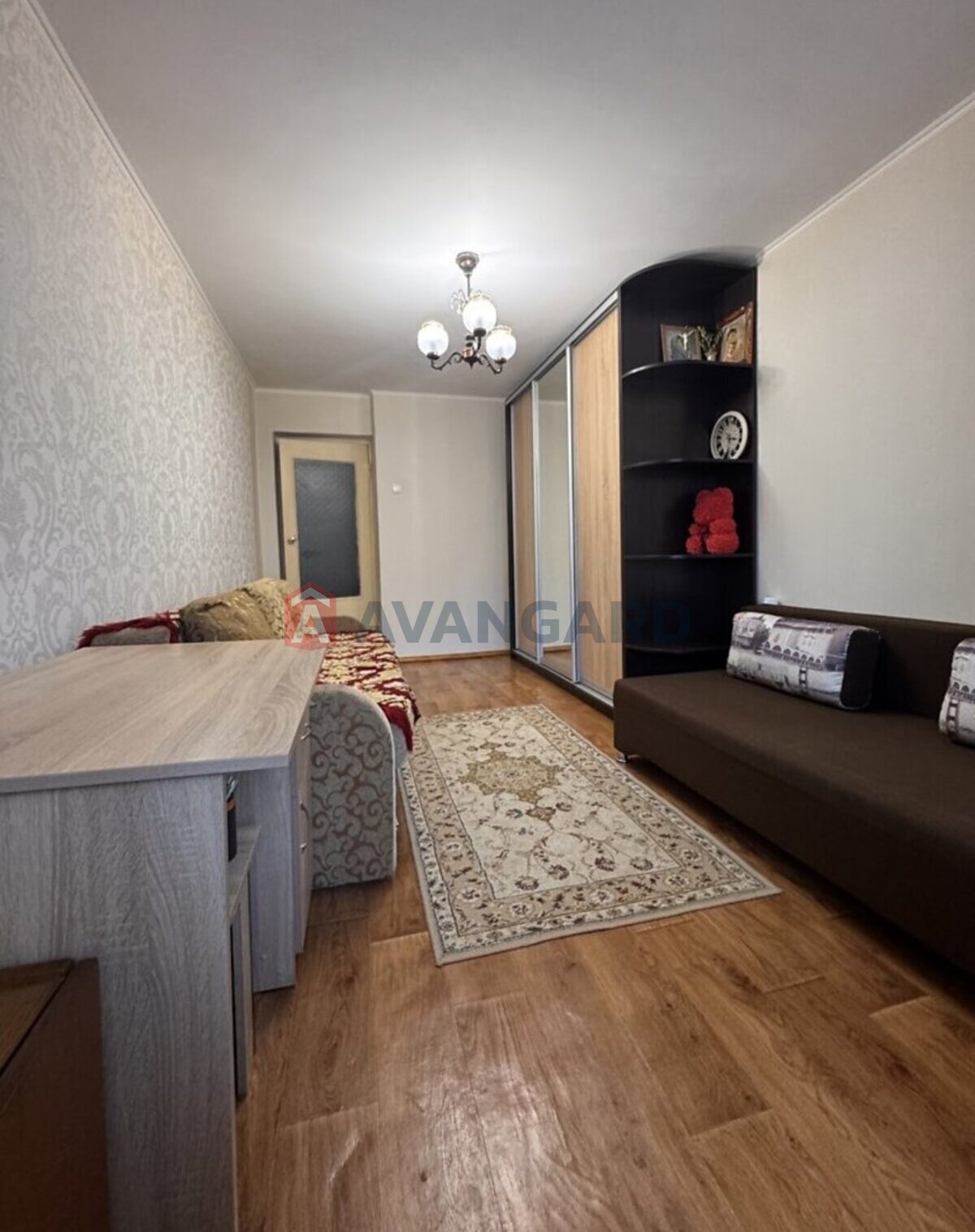 1 ��. ��������, 30/14/6 ��. �., 3/5 ������ ���� 3