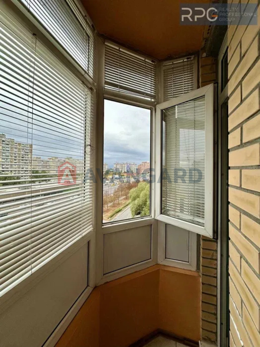 2 ��. ��������, 64/-/12 ��. �., 6/23 ������ ���� 4