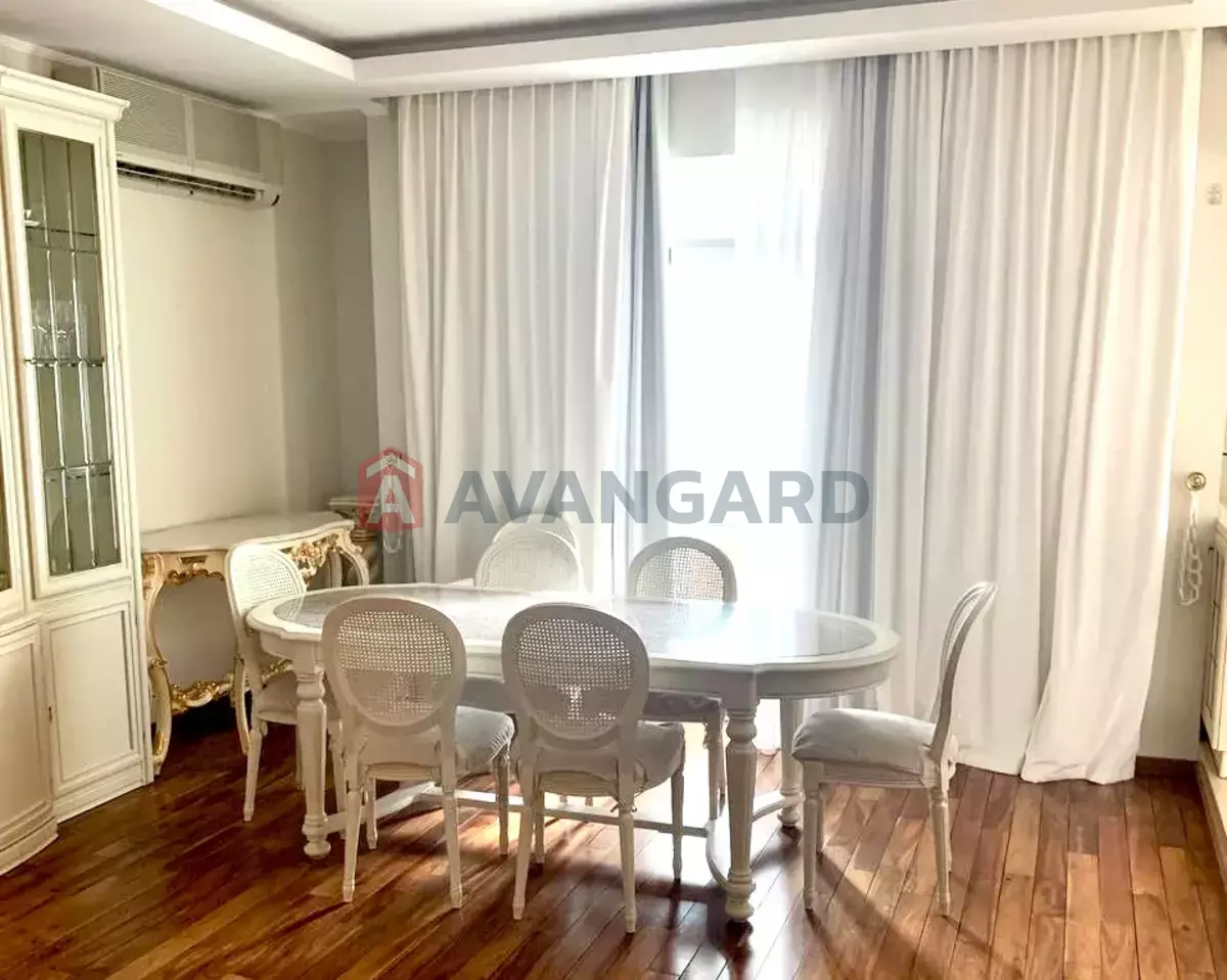 4 ��. ��������, 140/-/- ��. �., 11/15 ������ ���� 7