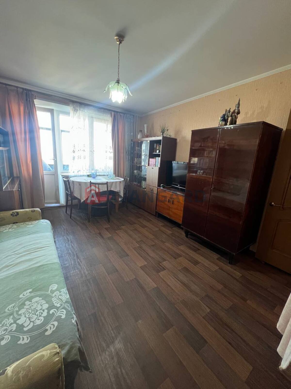 1 ��. ��������, 41/20/7 ��. �., 10/12 ������ ���� 7