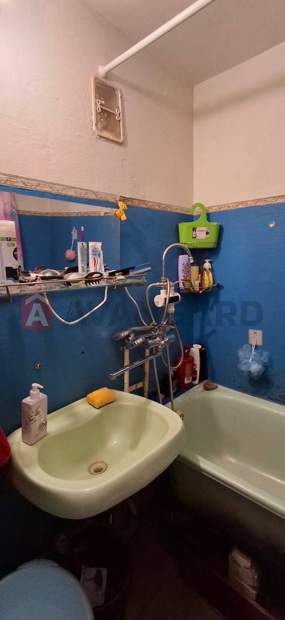 3 ��. ��������, 65/-/8 ��. �., 3/10 ������ ���� 8