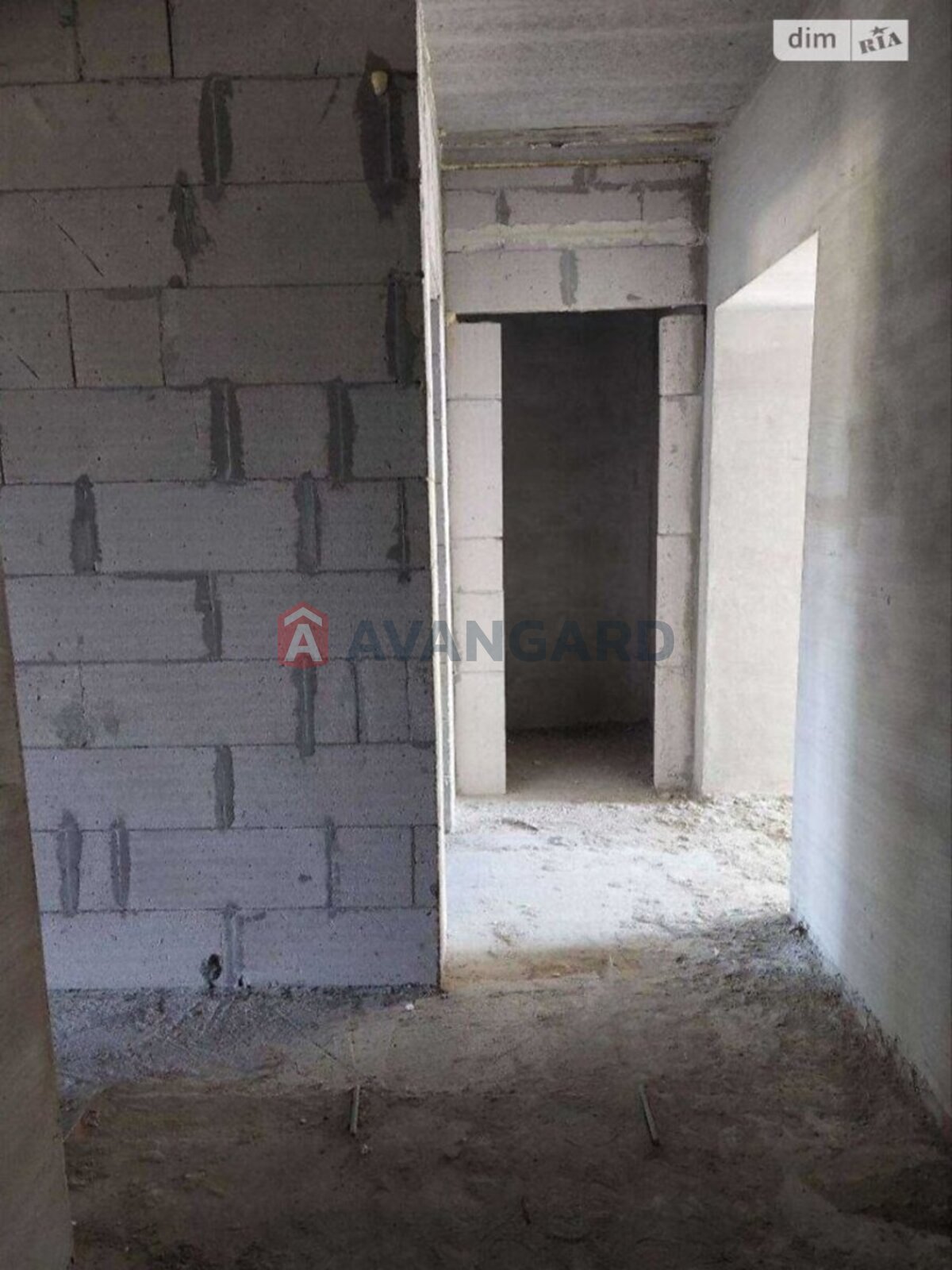 2 ��. ��������, 61/-/15 ��. �., 9/10 ������ ���� 9