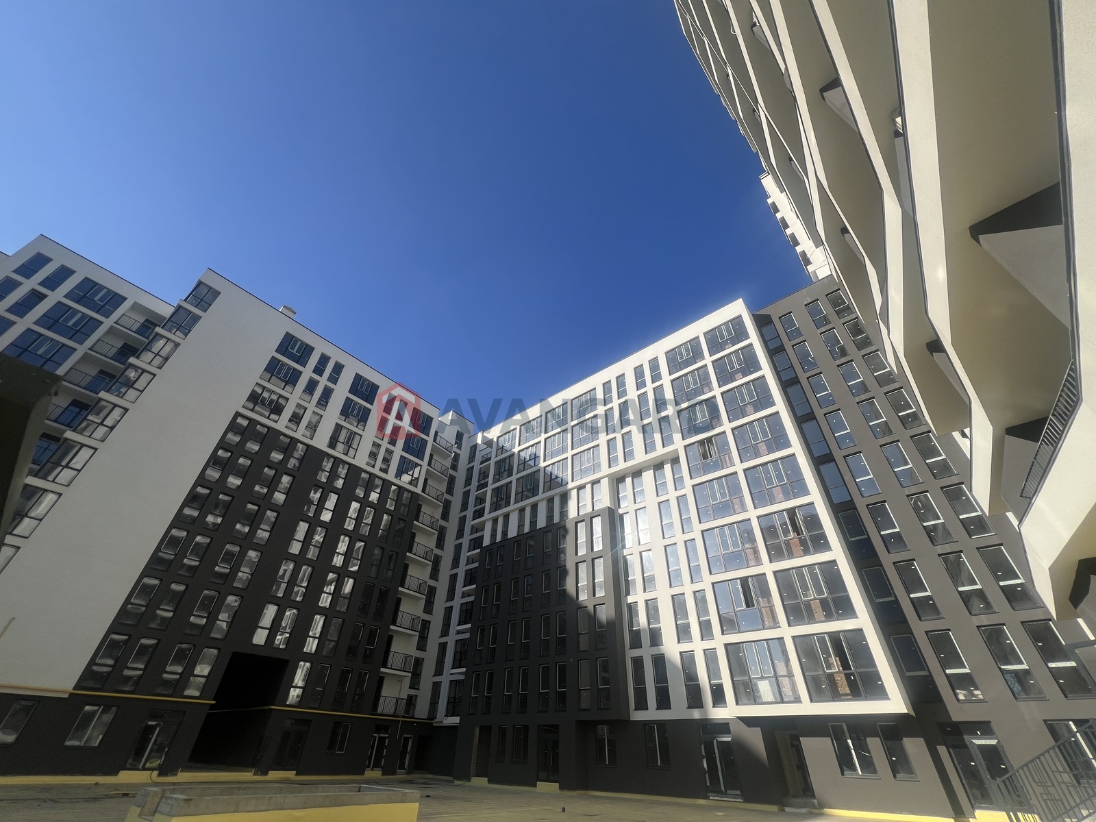 1 ��. ��������, 46/15/18 ��. �., 7/9 ������ ���� 2