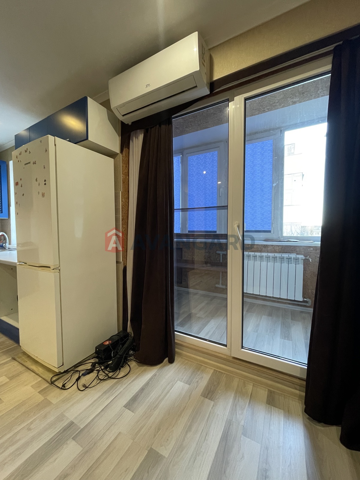 1 ����. ��������, 29,3/17,5/4,4 ��. �., 5/5 ���� ���� 12