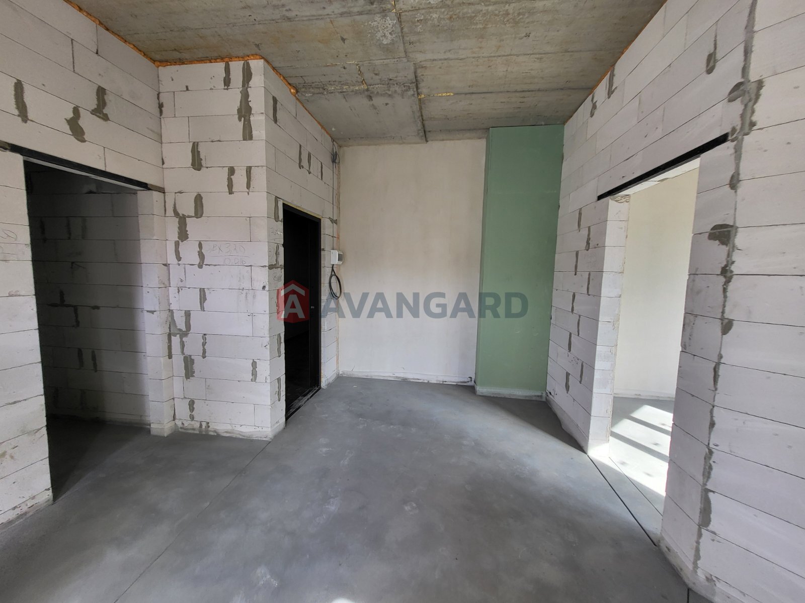 1 ��. ��������, 21/-/14 ��. �., 4/5 ������ ���� 6