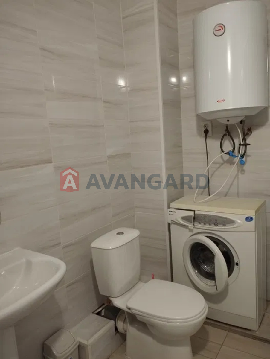 1 ����. ��������, 31/-/9 ��. �., 2/4 ���� ���� 5