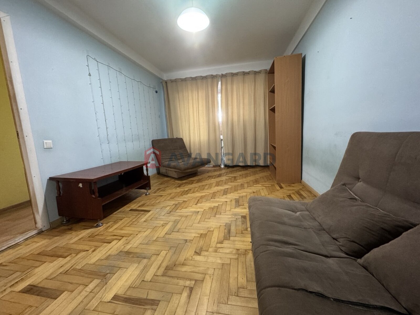 1 ��. ��������, 32/16,5/6 ��. �., 5/5 ������ ���� 9