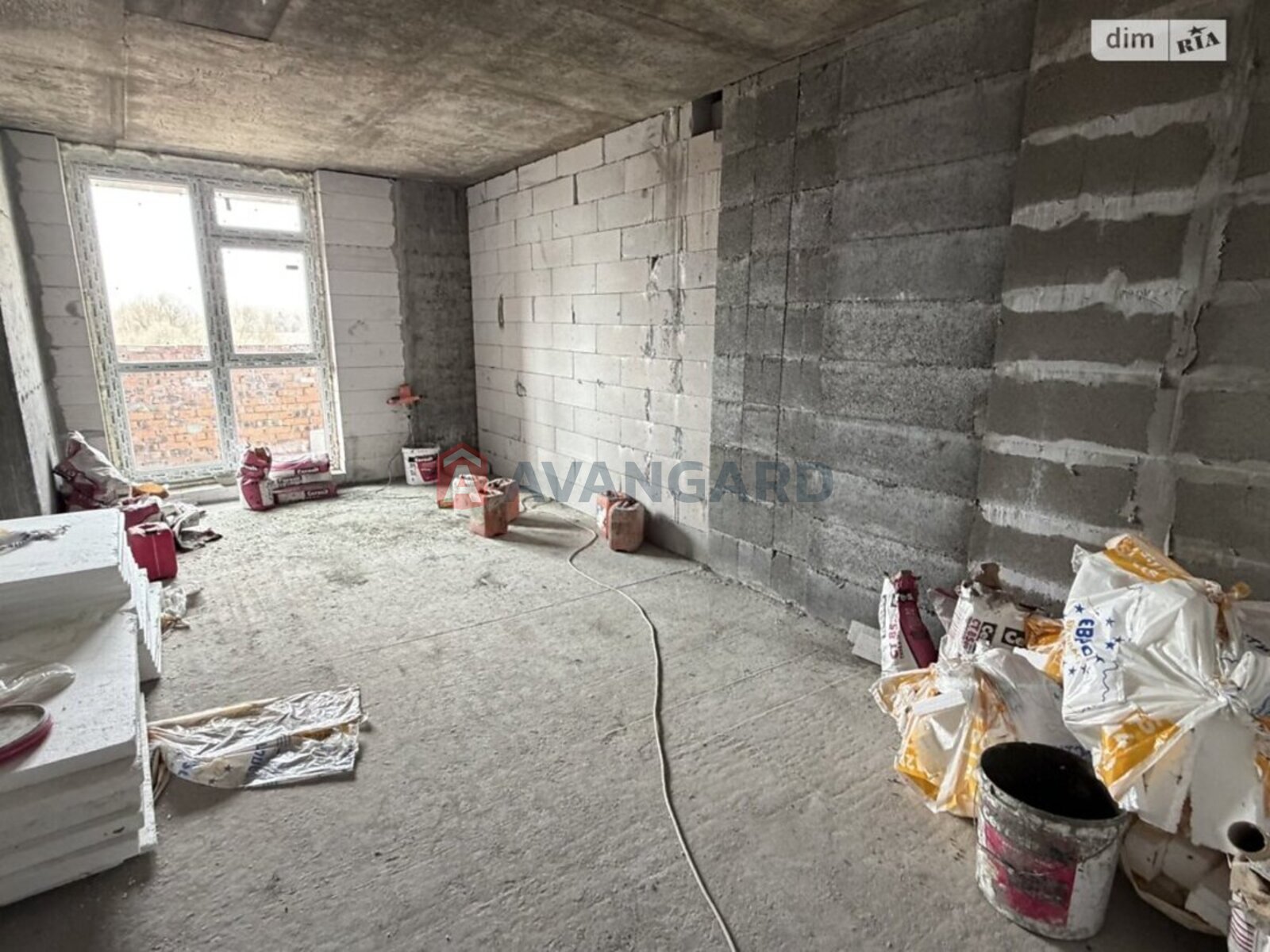 2 ��. ��������, 68/-/- ��. �., 5/10 ������ ���� 11