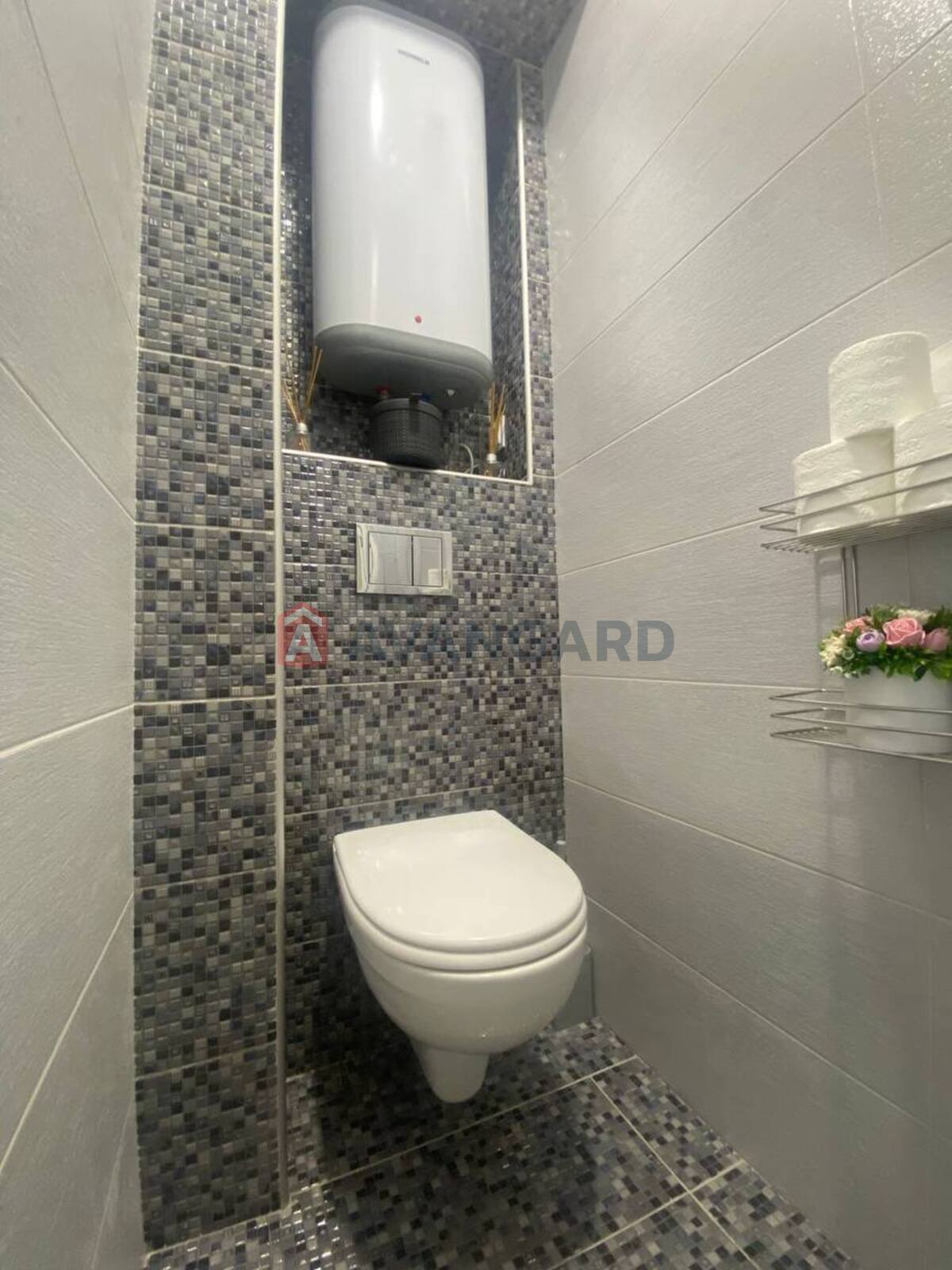 3 ��. ��������, 125/70/17 ��. �., 15/17 ������ ���� 14