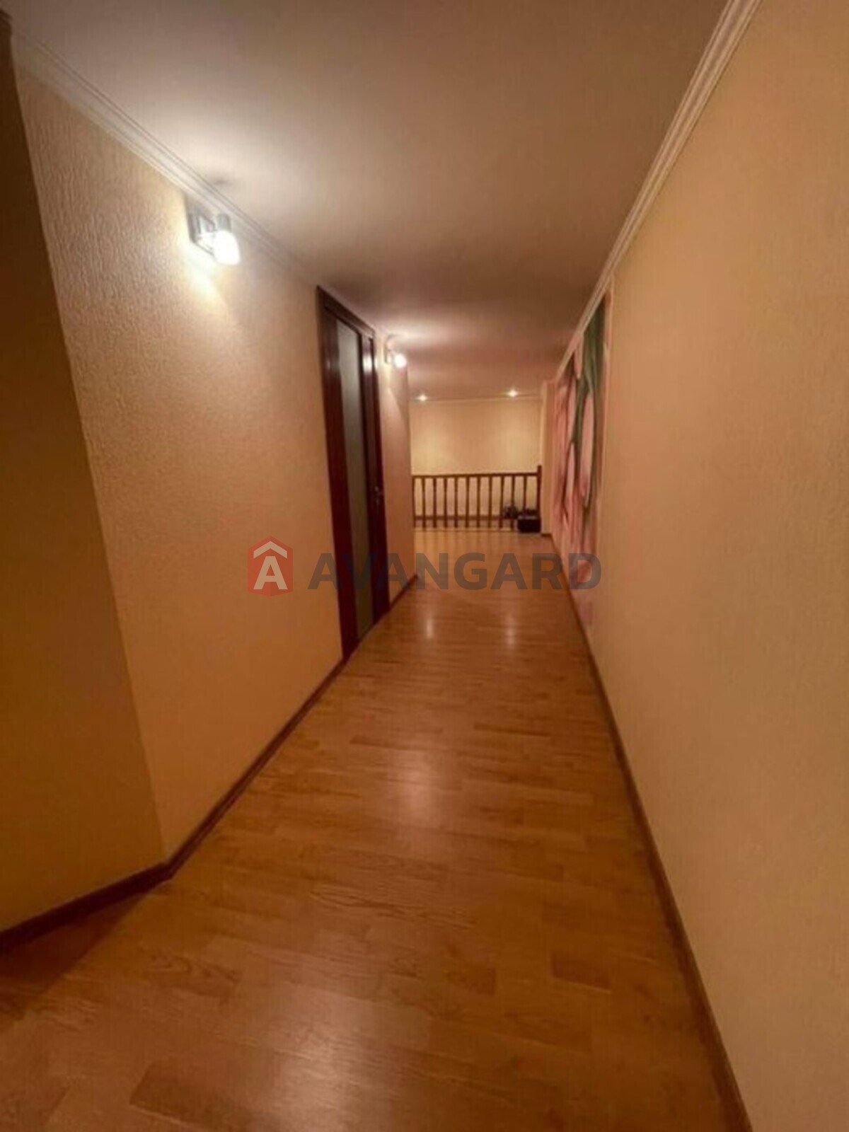 3 ��. ��������, 143/-/20 ��. �., 6/9 ������ ���� 4