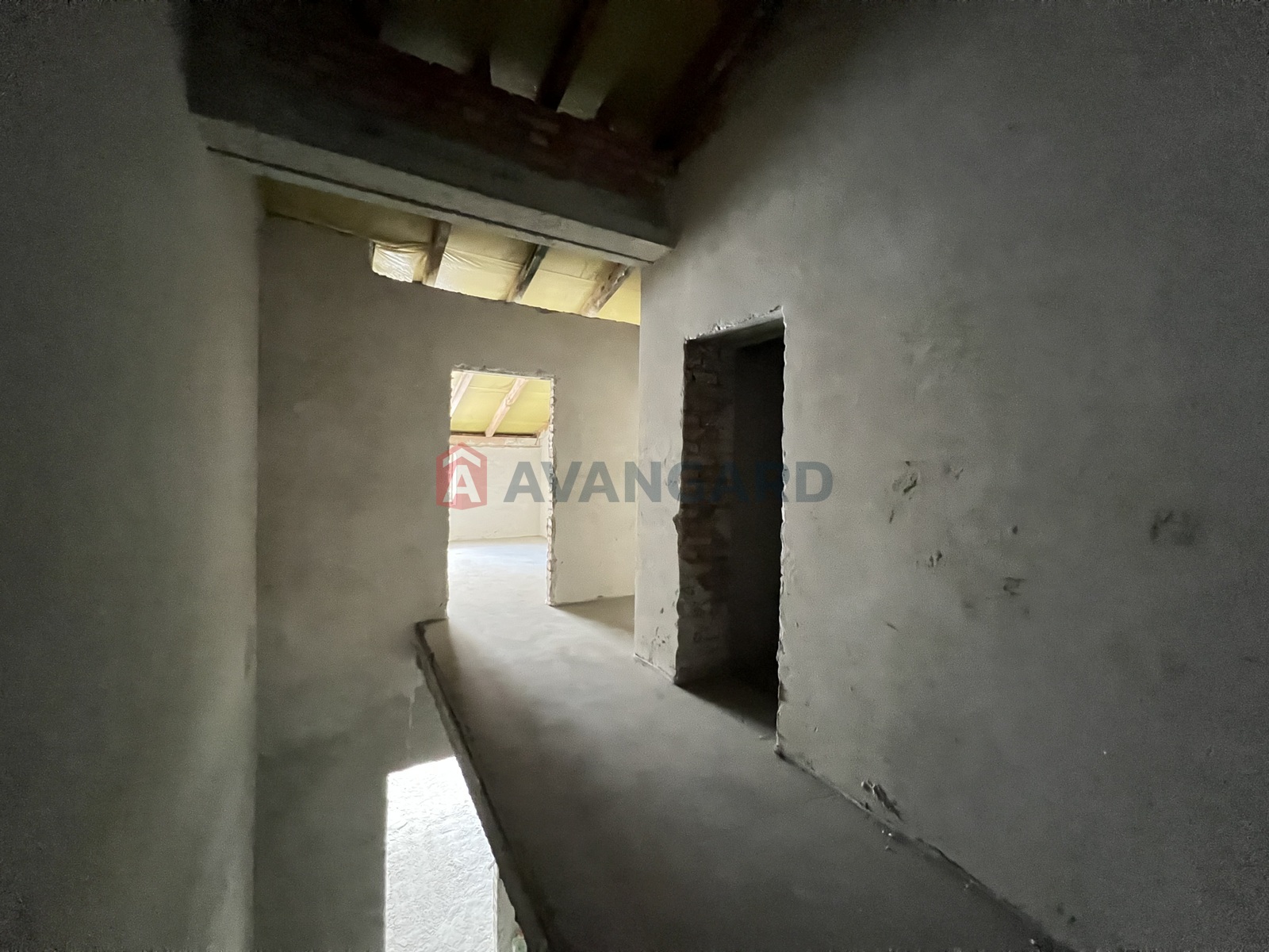 3 ��. ��������, 109/64/13 ��. �., 7/8 ������ ���� 18