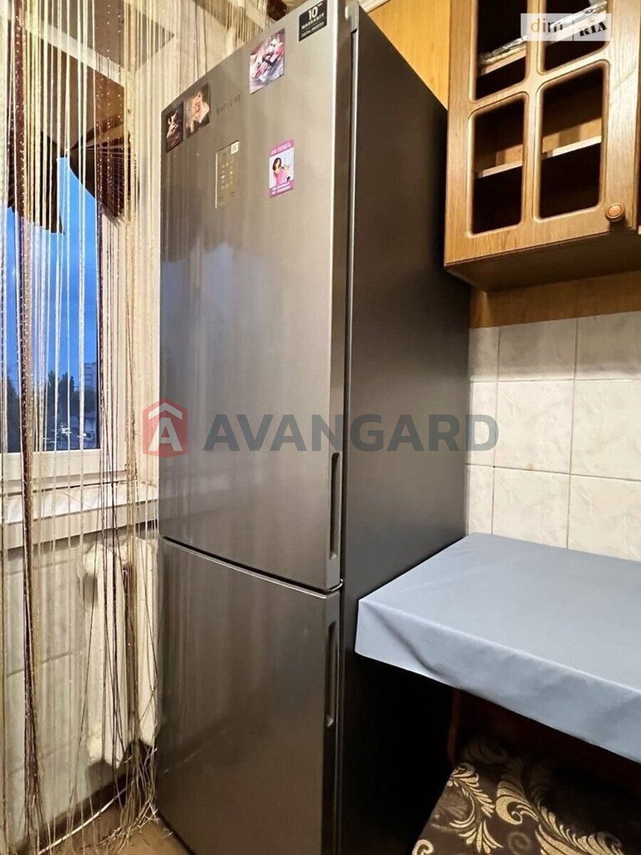 1 ��. ��������, 30/17/5 ��. �., 3/5 ������ ���� 2