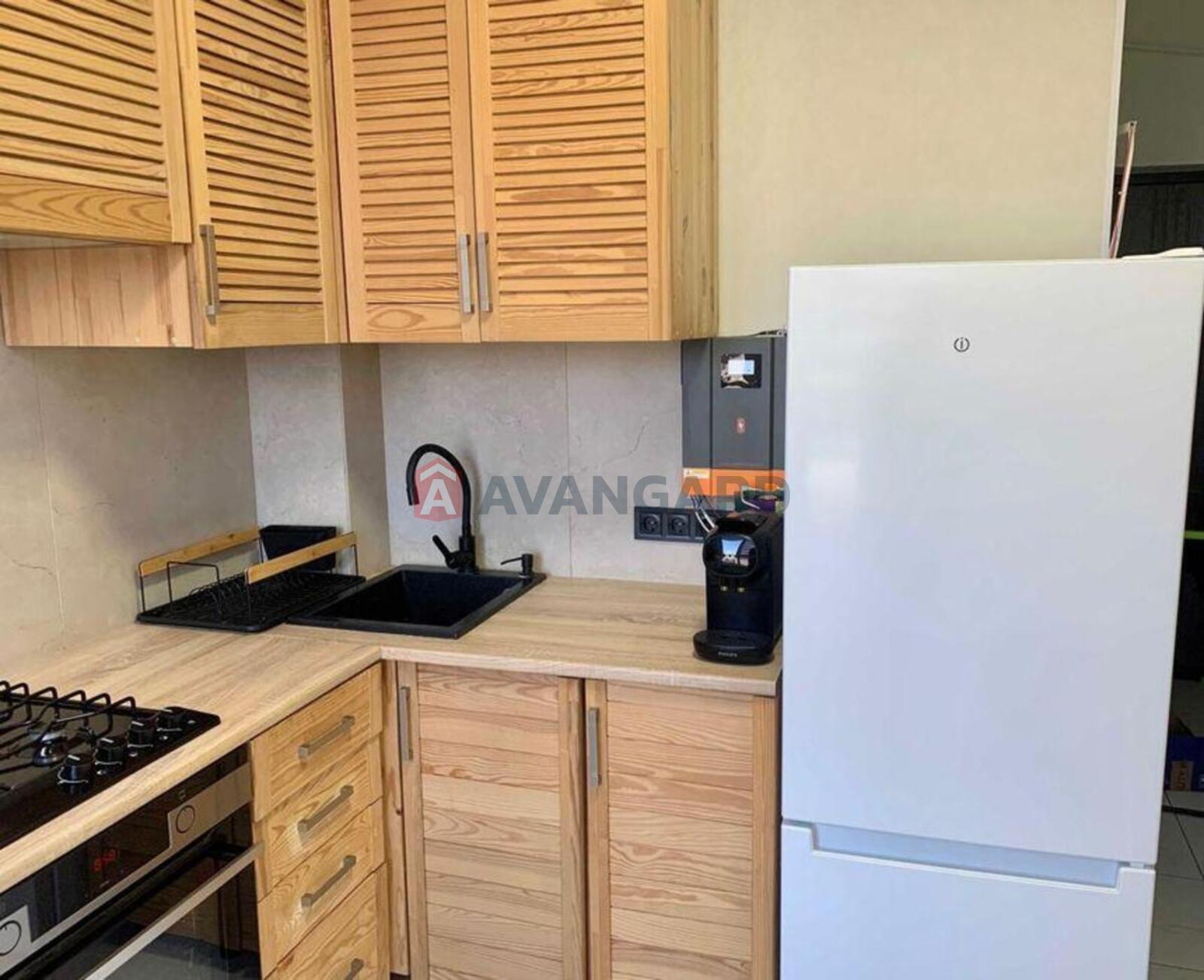 1 ��. ��������, 24/-/7 ��. �., 5/10 ������ ���� 1