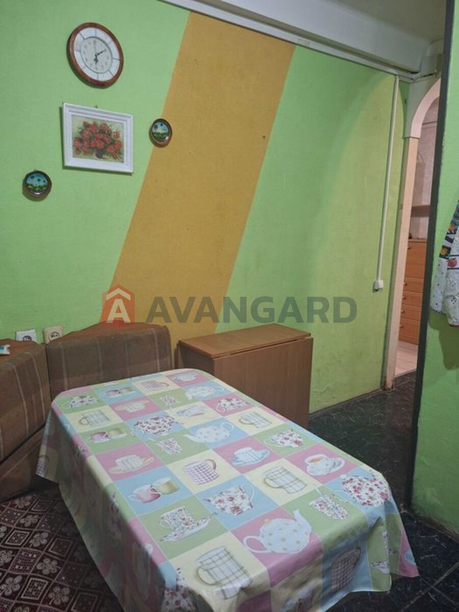 1 ��. ��������, 46/-/7 ��. �., 1/5 ������ ���� 10