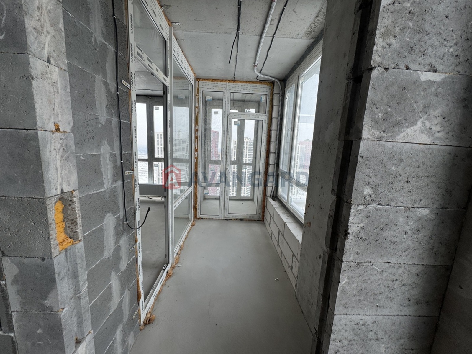 2 ��. ��������, 69/45/22 ��. �., 21/26 ������ ���� 12