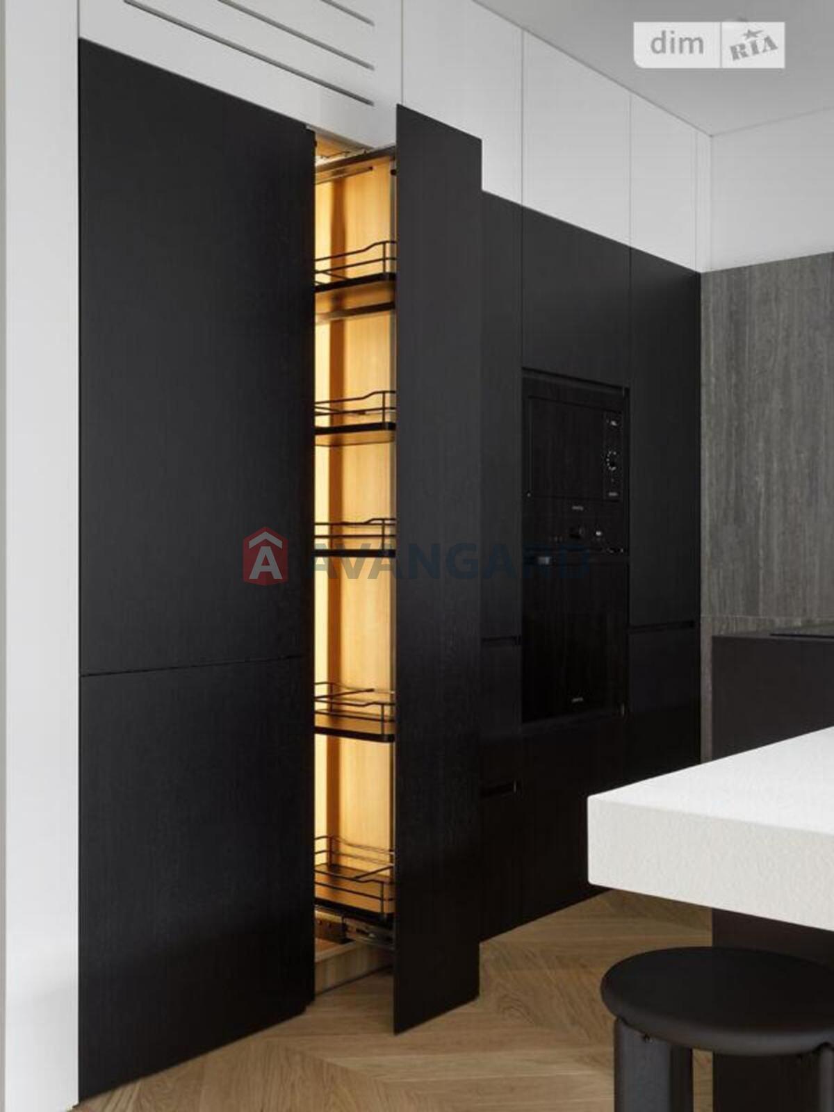 1 ��. ��������, 43/14/17 ��. �., 5/10 ������ ���� 14