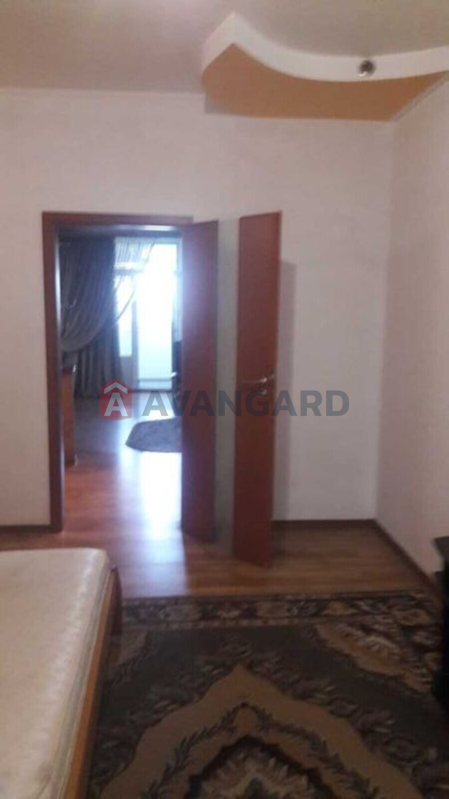 3 ��. ��������, 74/-/25 ��. �., 4/5 ������ ���� 7