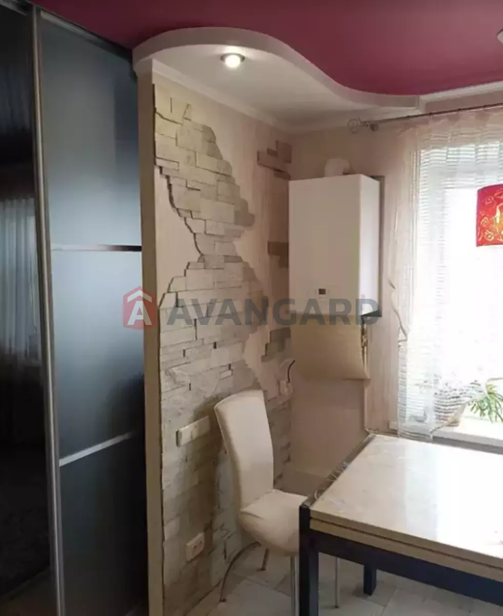 3 ��. ��������, 65/40/10 ��. �., 10/10 ������ ���� 4