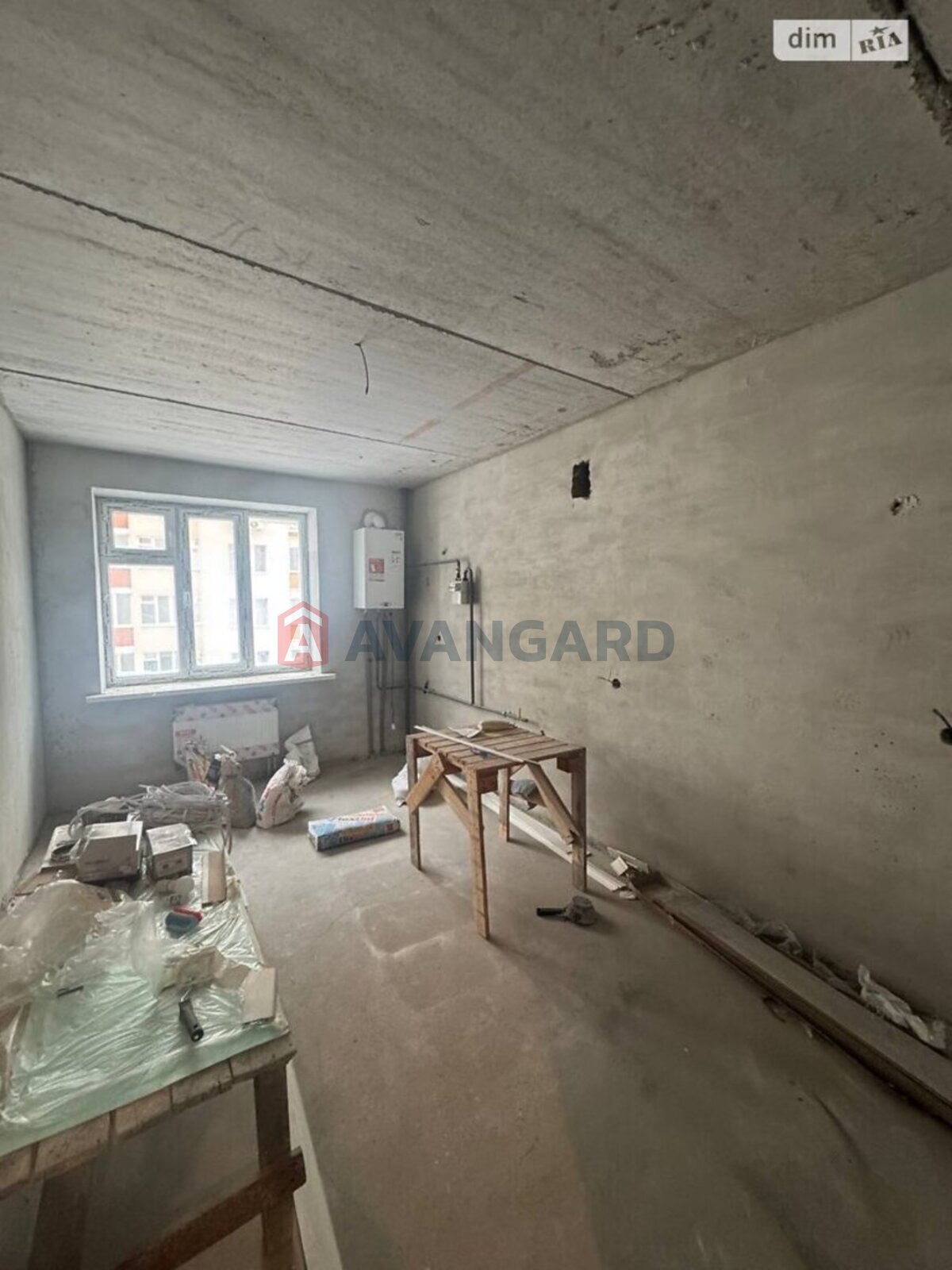 1 ��. ��������, 43/-/14 ��. �., 4/10 ������ ���� 6