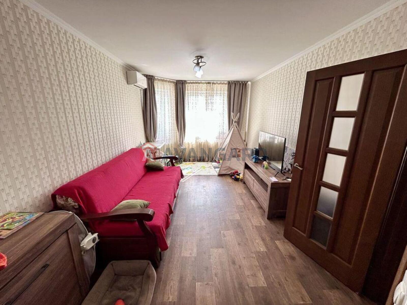 1 ��. ��������, 45/-/11 ��. �., 10/10 ������ ���� 1