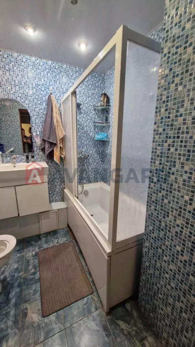 2 ��. ��������, 53/-/9 ��. �., 4/14 ������ ���� 15