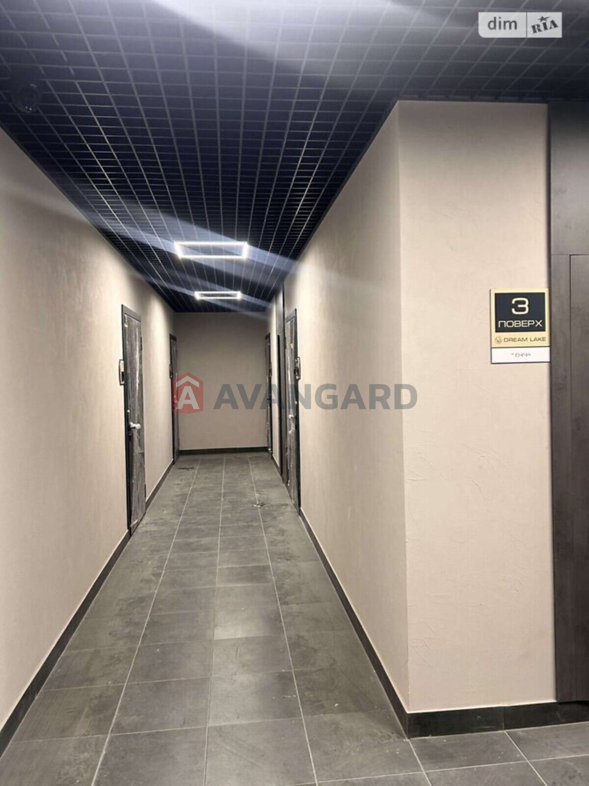 1 ��. ��������, 42/14/20 ��. �., 3/10 ������ ���� 6