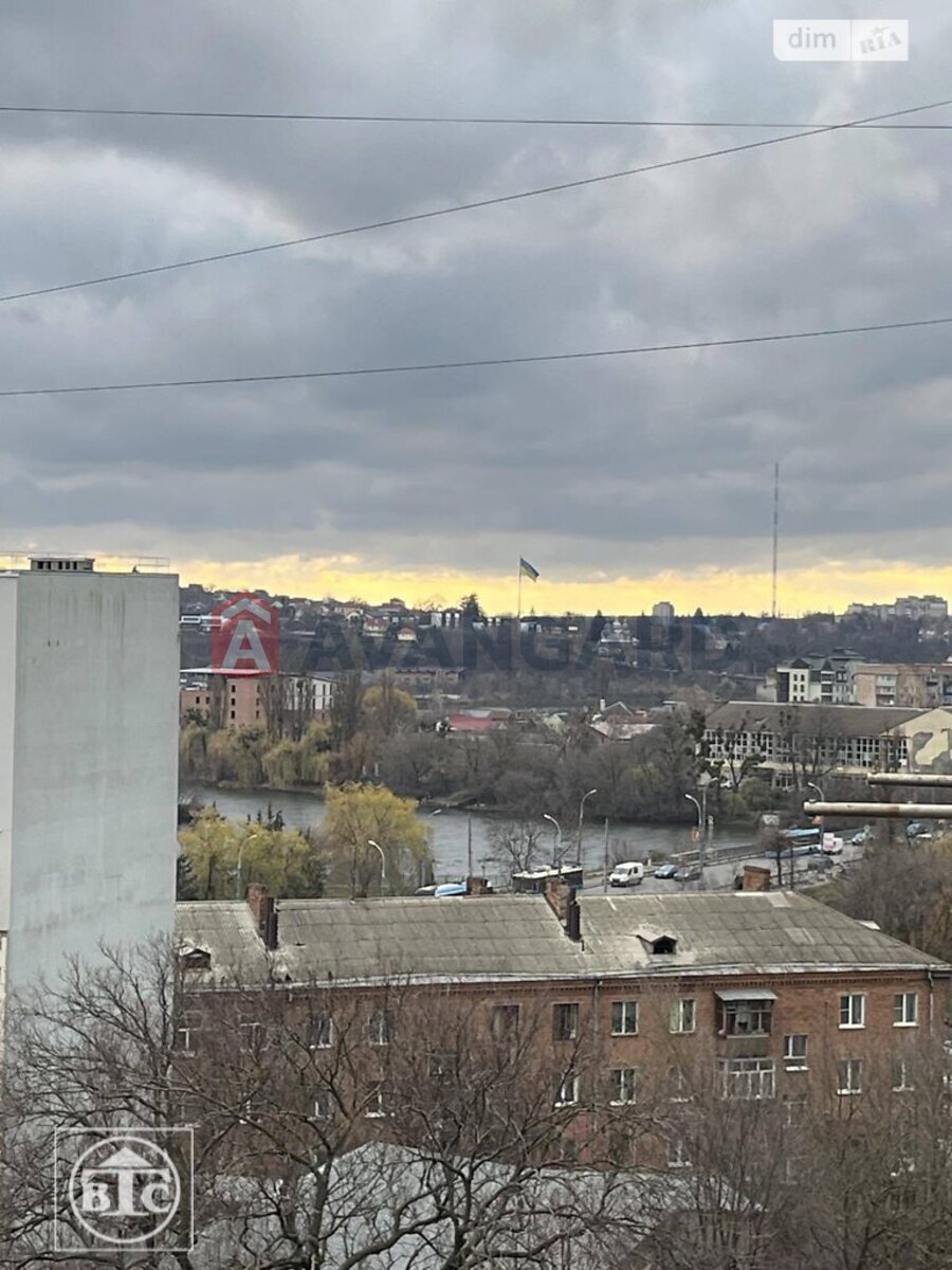 2 ��. ��������, 47/27/7 ��. �., 10/10 ������ ���� 6