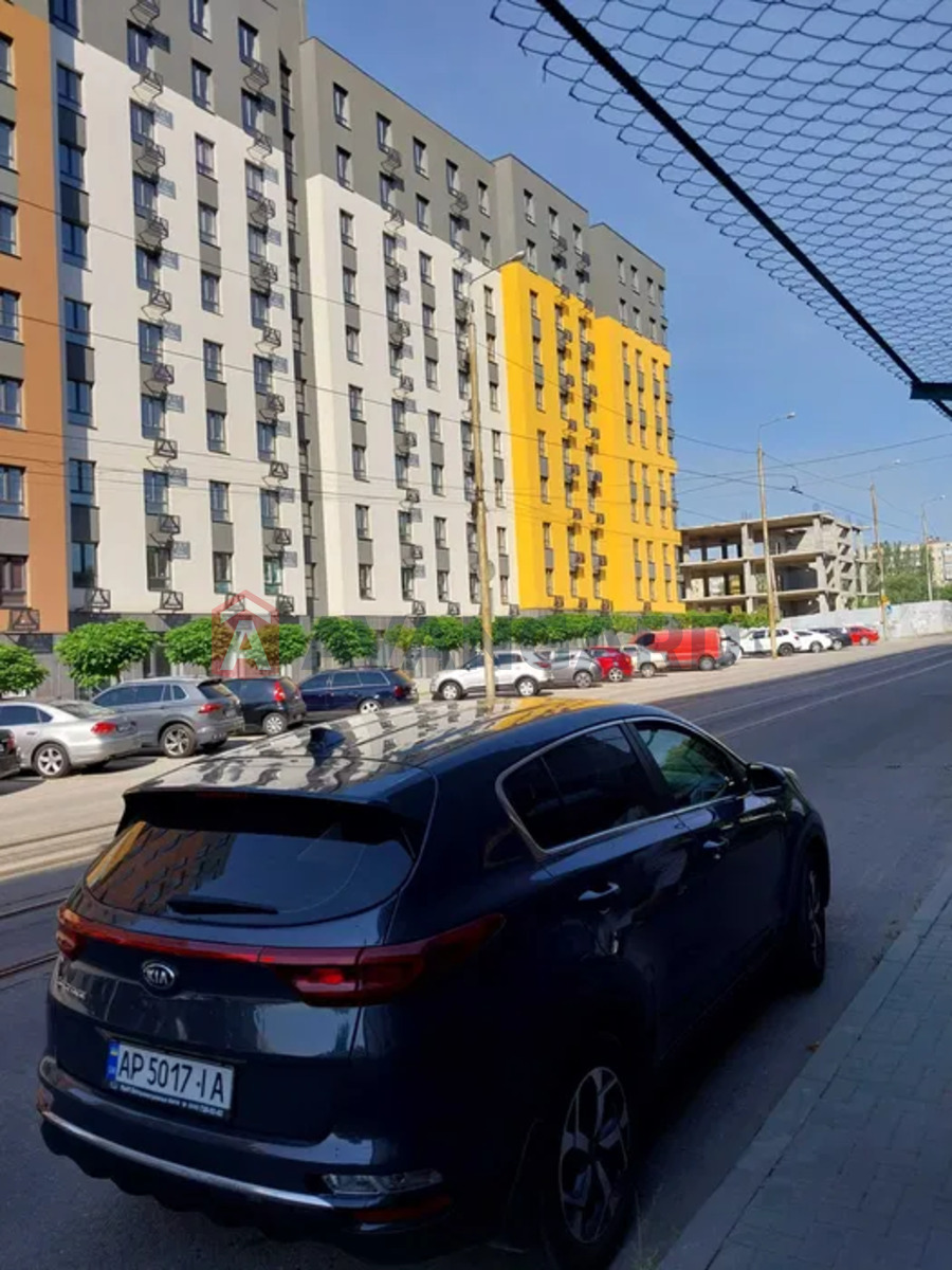 3 ��. ��������, 87/-/15 ��. �., 4/10 ������ ���� 1