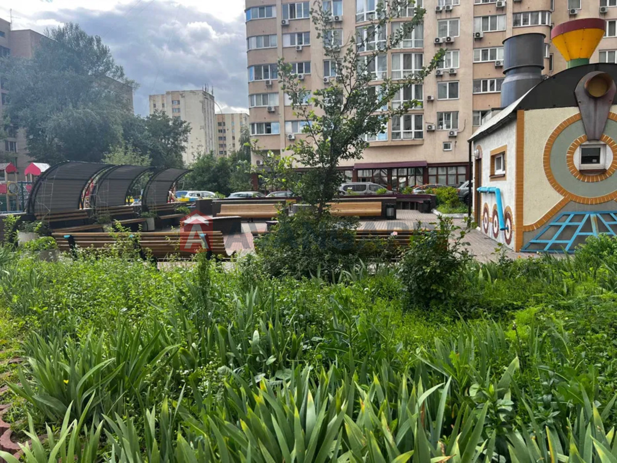 3 ��. ��������, 58/-/10 ��. �., 5/22 ������ ���� 15