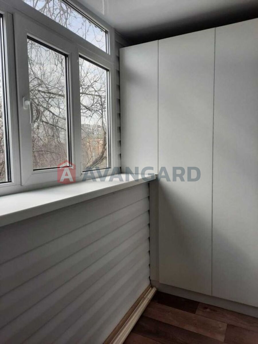 2 ��. ��������, 42/-/6 ��. �., 3/5 ������ ���� 13