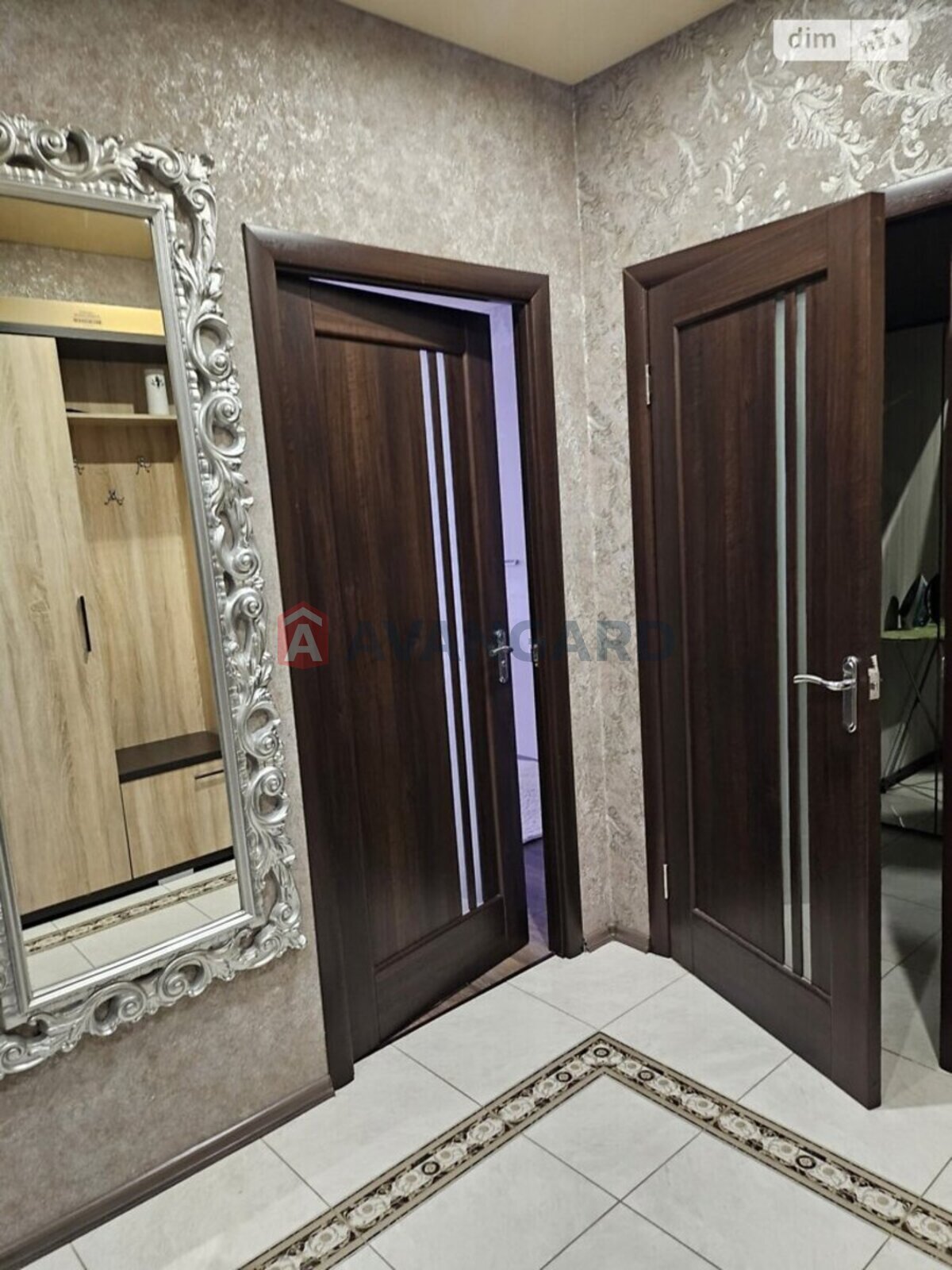 1 ��. ��������, 59/25/20 ��. �., 5/12 ������ ���� 21