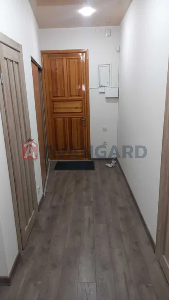 2 ��. ��������, 43/-/3 ��. �., 1/3 ������ ���� 7